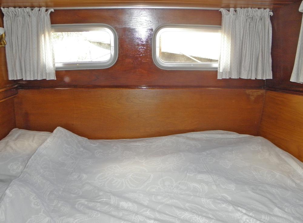Aft cabin, Accommodation